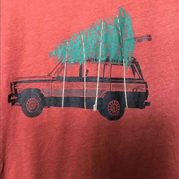 EUC  JCREW TEE.JEEP W/ CHRISTMAS TREE ON TOP 🙃 - Picture 3 of 7